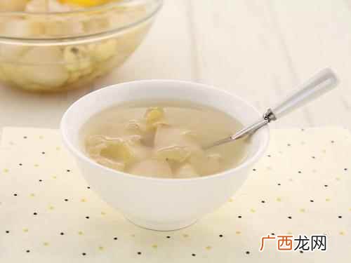 罗汉果柿饼汤怎么做好吃 止咳润肺食疗法