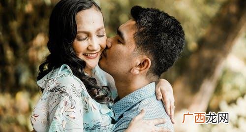 何必让自己困于牢笼中 两夫妻无法沟通的婚姻放手吧