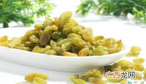 葡萄干洗了如何快速干 洗过的葡萄干怎么吹干
