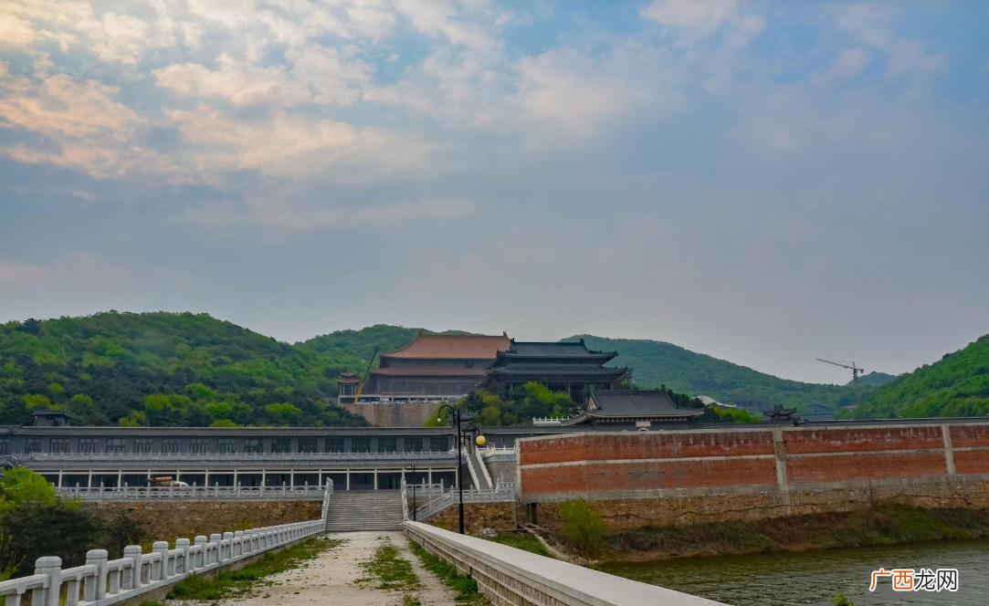辽宁海城大悲寺里返璞归真的僧人 辽宁大悲寺位于哪里