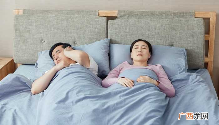 梦见和女人睡觉