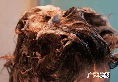护发素洗不干净的后果 护发素洗不干净会怎样