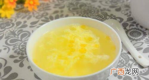 鸡蛋茶放香油才能去火吗 鸡蛋茶甜的好喝还是咸的好喝