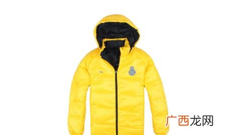 洗羽绒服可以用柔顺剂吗 洗羽绒服用柔顺剂有什么影响