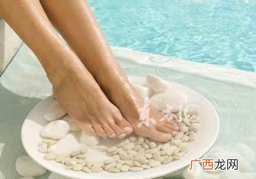 饭后多久可以泡脚最好 饭后多久可以泡脚