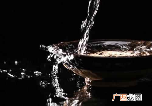 夏天白酒可以冰着喝吗 这才是喝白酒的正确姿势