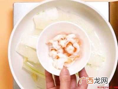 虾可以和什么菜一起炒
