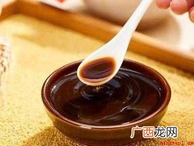黑衣服掉色怎么洗后不容易掉色