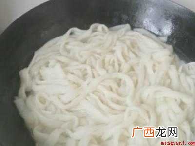 在家怎么做手工牛筋面