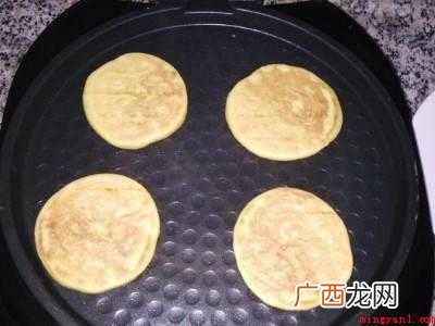 玉米饼怎么做又软又香