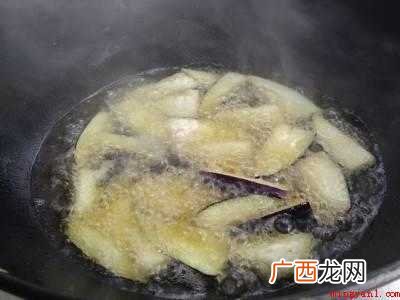 咸鸭蛋黄怎么做菜好吃又简单