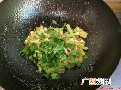 咸鸭蛋怎么做好吃共有4步 咸鸭蛋怎么做好吃