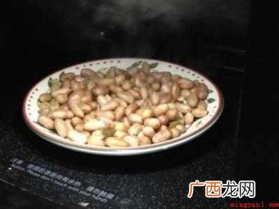 蒜香花生怎么做出来的具体操作步骤 蒜香花生怎么做出来的