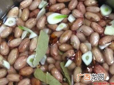 蒜香花生怎么做出来的具体操作步骤 蒜香花生怎么做出来的