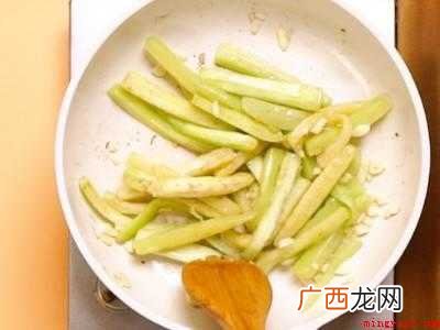 油茄子怎么做
