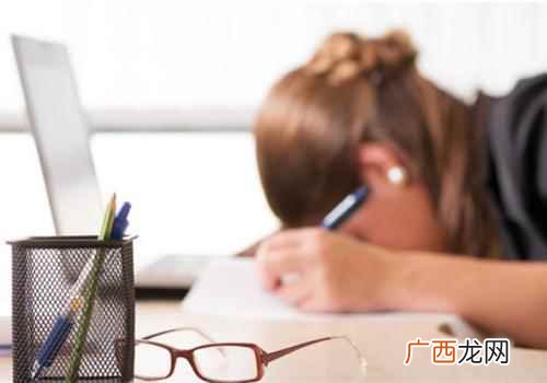上班总是打瞌睡怎么办开车也犯困 上班总是打瞌睡怎么办