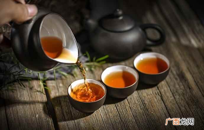 夏天喝红茶可以吗 夏天喝红茶可以吗,不宜喝红茶人群有哪些