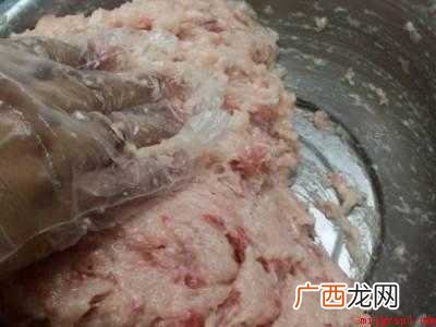 巴鱼水饺子馅怎么调