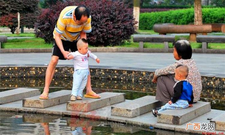 洞房花烛夜、新婚添龙凤、金榜提名时、他乡遇故知、升官又晋爵、