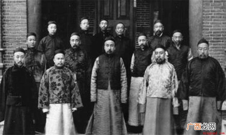 洞房花烛夜、新婚添龙凤、金榜提名时、他乡遇故知、升官又晋爵、