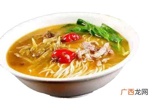 烟台的特色小吃有黄县肉盒、福山拉面、蓬莱小面、开花馒头 烟台有哪些小吃