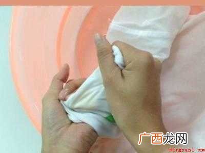手洗衣服的顺序步骤