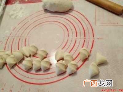 饺子皮怎么做又软又滑