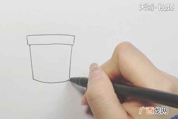 太极图案涂成红色的方法 可乐简笔画