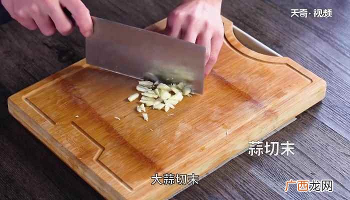 田螺鸭脚煲怎么做好吃 田螺鸭脚煲怎么做