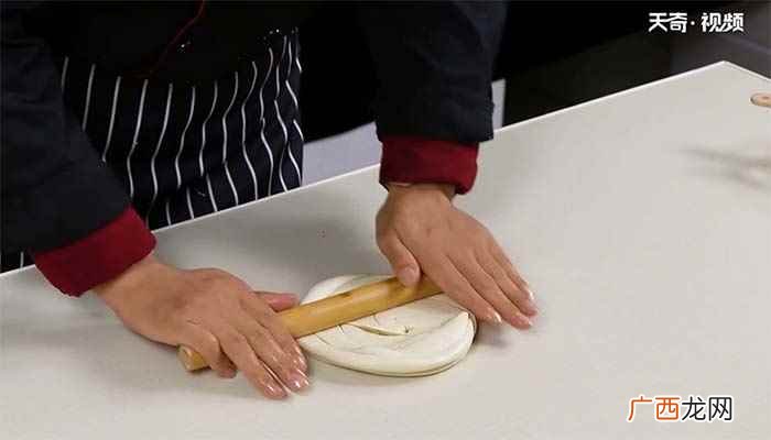 高筋面粉怎么做好吃 手撕饼的做法