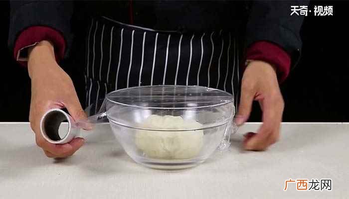 高筋面粉怎么做好吃 手撕饼的做法
