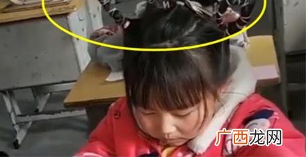 最简单的盘头在家自己盘 烫发盘头怎么盘视频