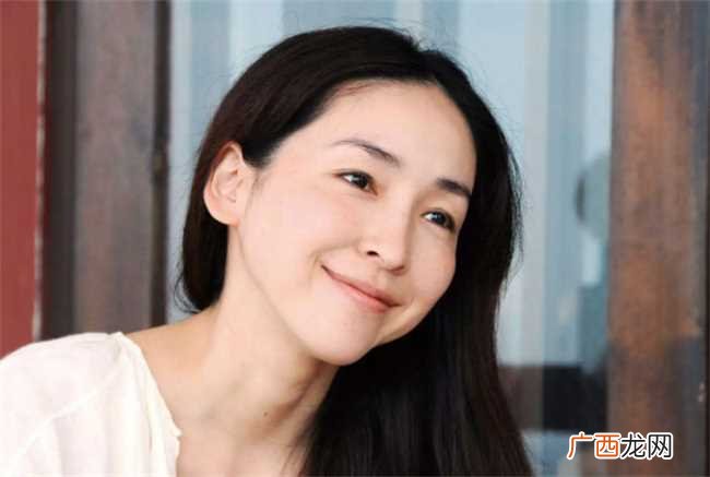 看手相面相知道寿命吗都是可以看出的 寿命看手相还是面相
