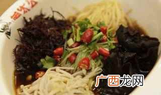 一道色香味俱全的天津素什锦出炉了! 天津传统素什锦做法