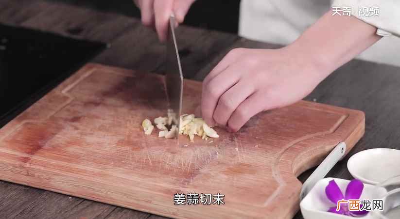 小麦面粉怎么做好吃 牡丹鱼片怎么做