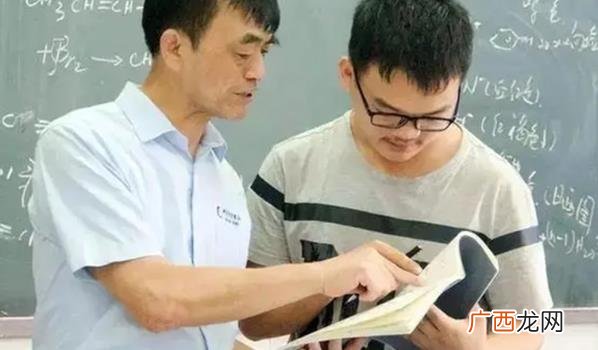 退休教师收入能达到多少 ?退休教师的收入是多少
