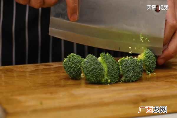 煎牛排的家常做法简单好吃 煎牛排的家常做法