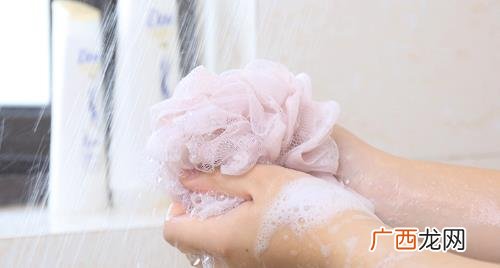 沐浴球散了怎么扎 沐浴球可以用几次
