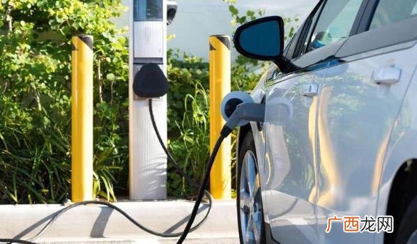 新能源汽车市场规模不断扩大 新能源汽车“跑”出加速度