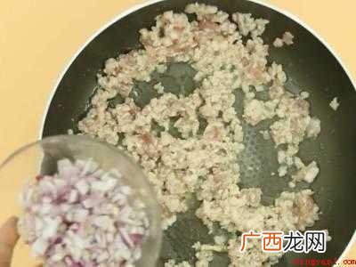 披萨饼的做法的具体操作步骤 饼的做法