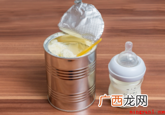 给婴儿冲奶粉应该用什么水 母乳可以冲奶粉吗