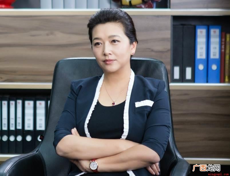 靳东的前妻叫什么名字