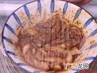 烤五花肉的皮怎样才酥脆