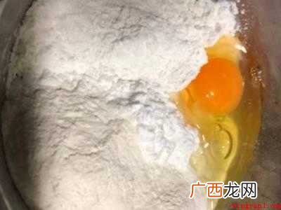 炸鱼的面糊怎么调