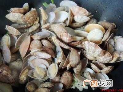 鲜花甲怎么做好吃共有5步,可做爆炒 鲜花甲怎么做好吃