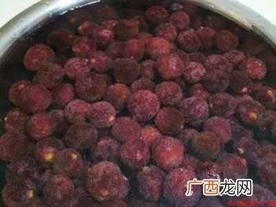 杨梅罐头的制作方法步骤