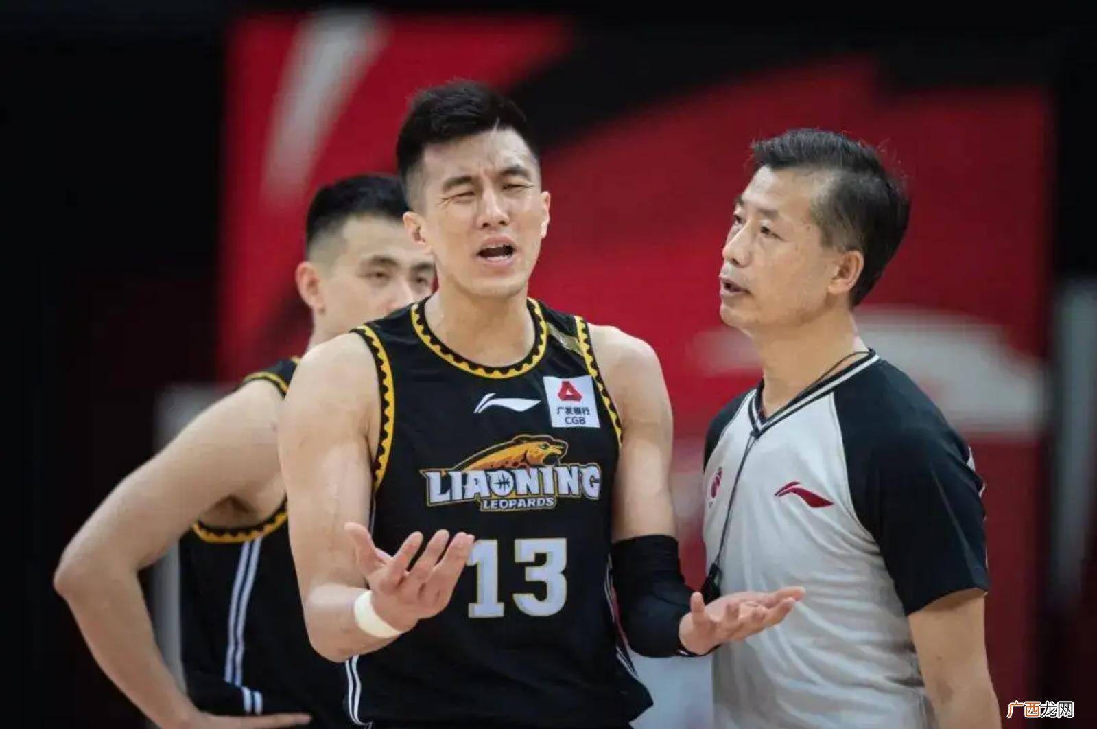 郭艾伦和郭士强是一家人吗 郭艾伦郭士强什么关系