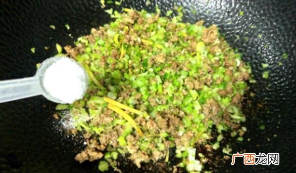 牛肉渣怎么炒最好吃 牛肉渣怎么炒