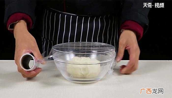 手撕饼怎么做好吃 手撕饼的做法
