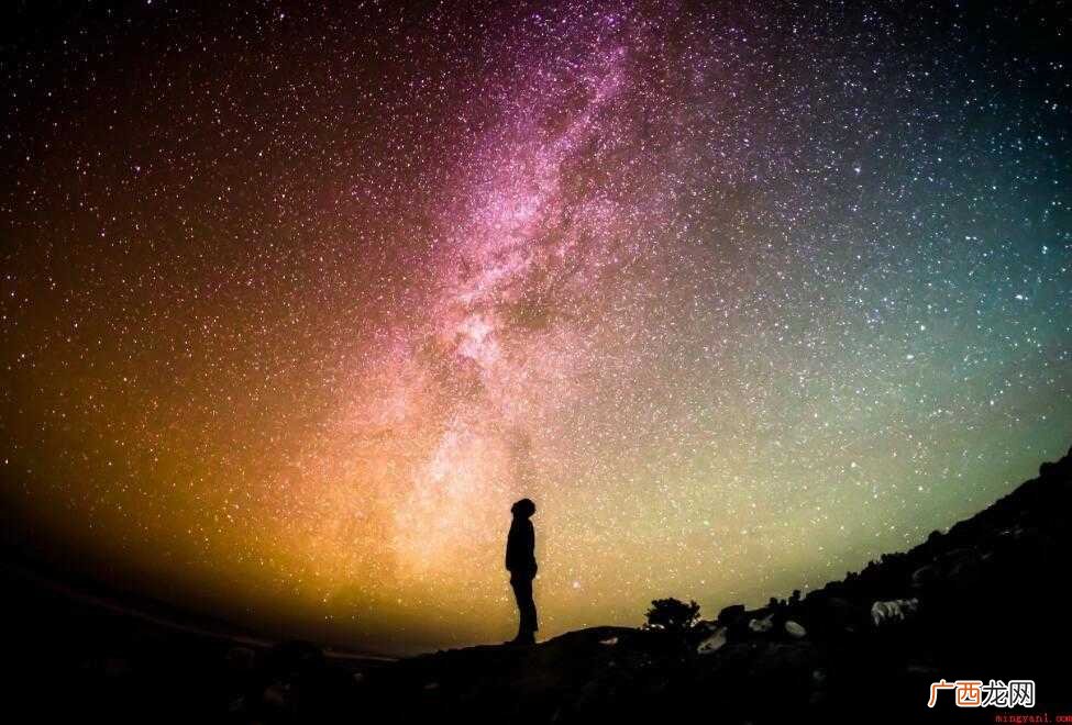 一个人夜晚很孤独的句子有哪些